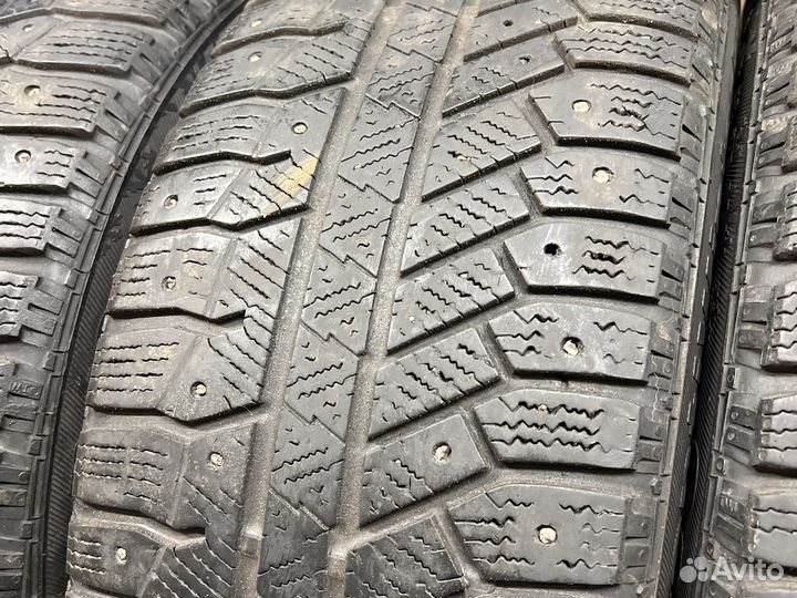 Continental ContiWinterViking 2 215/55 R16 97T