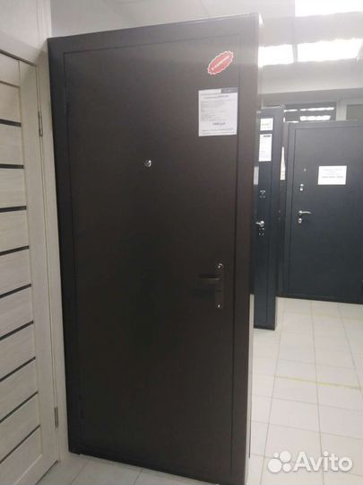 Двери входные эконом