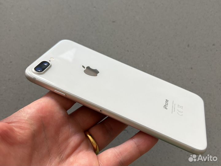 iPhone 8 Plus 64gb silver