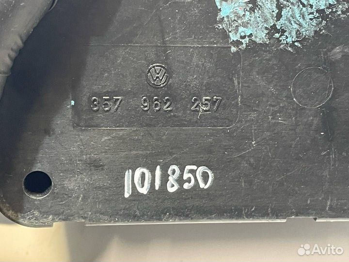 Компрессор центрального замка Volkswagen Passat B3