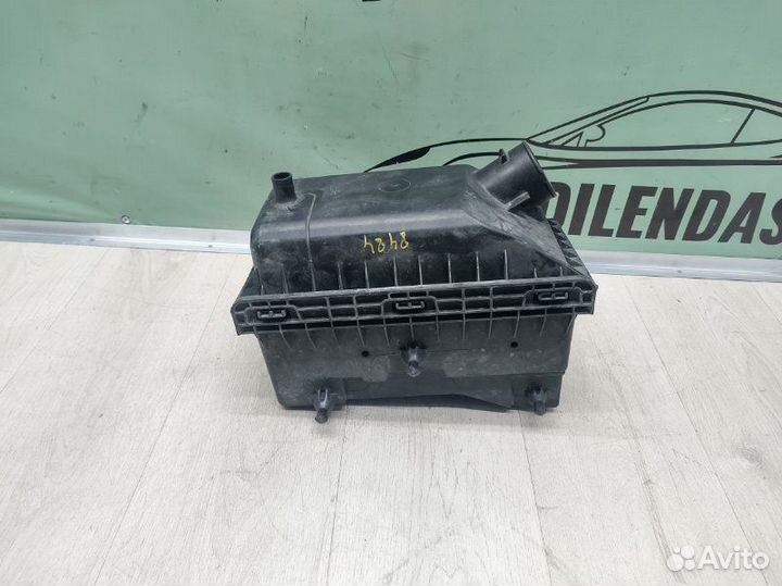 Корпус воздушного фильтра Jeep Patriot MK74