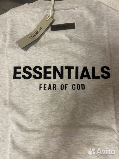 Футболка essentials fear of god