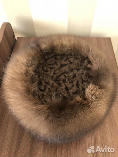 Шапка соболино-каракулевая женская