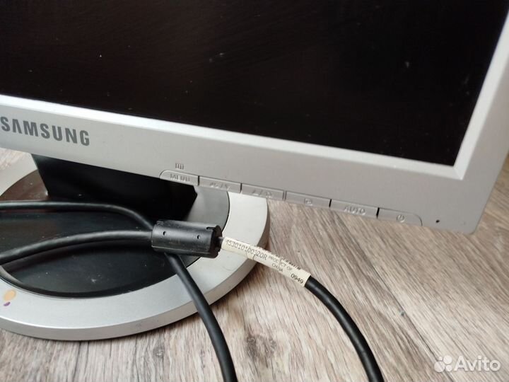 Монитор samsung syncmaster 713n