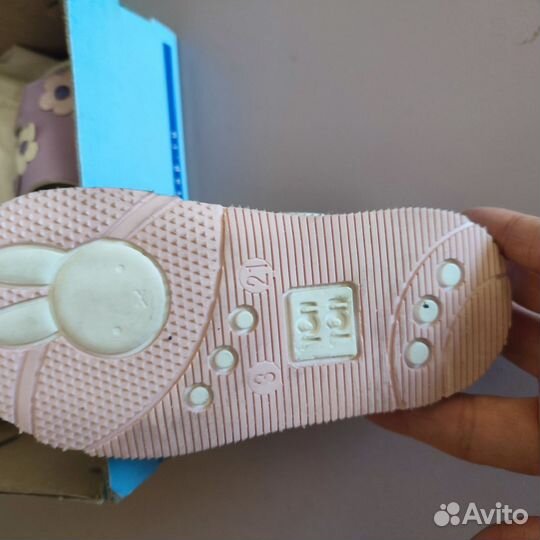 Босоножки для девочки