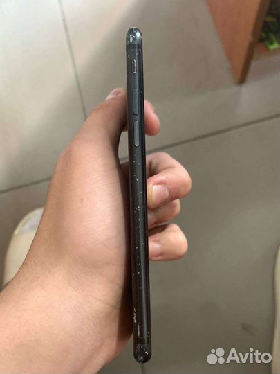 Телефон iPhone 7 128gb