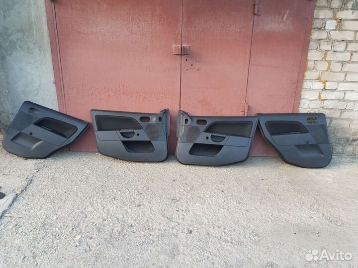 Дверные карты Ford fiesta