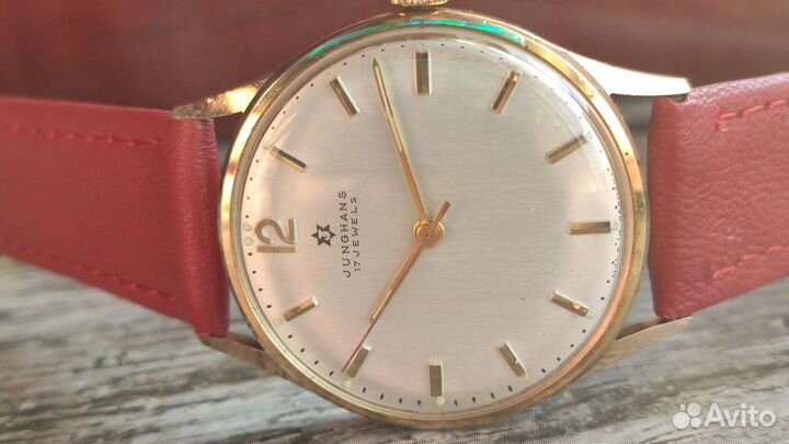 Часы junghans