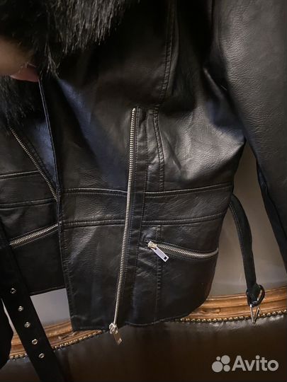 Lora Ferres м размер шикарная эко кож куртка