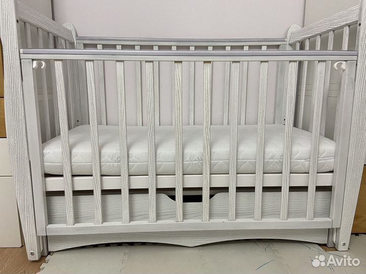 Детская кровать и комод можга красная звезда