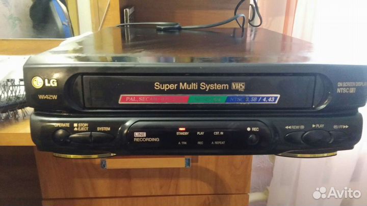 Видеомагнитофон