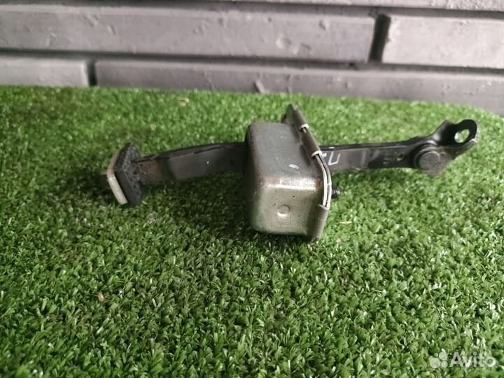 Ограничитель двери П. П. Hyundai Tucson 3