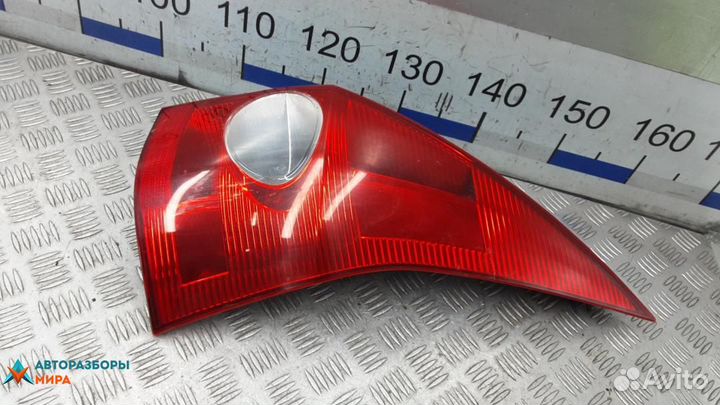 Фонарь задний правый Renault Megane 2 2004