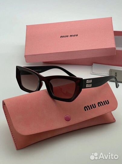 Солнцезащитные очки miu miu