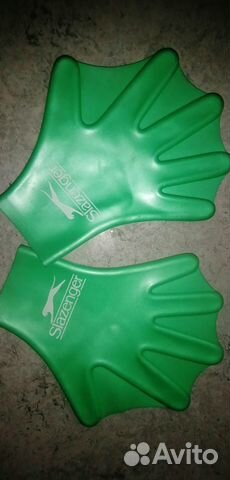 Перчатки для плавания