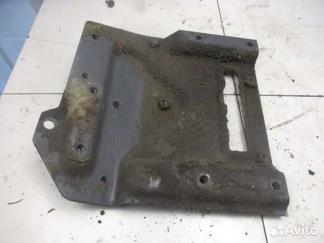 Кронштейн усилителя переднего бампера Scania P, G