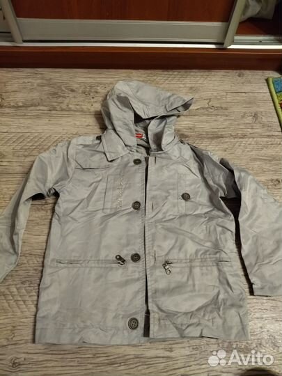 Плащ-ветровка