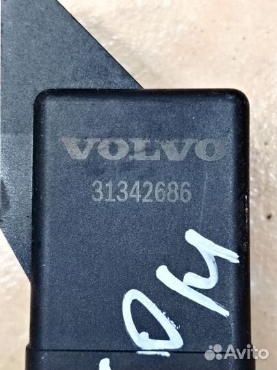 Реле свечи накаливания Volvo xc60 2008-2016