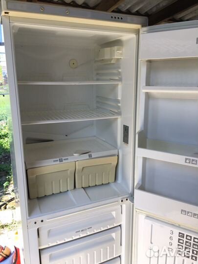 Холодильник stinol