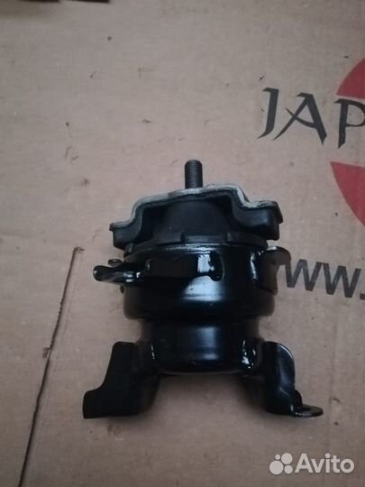 Опора двигателя Honda CRV Civic awsho1031