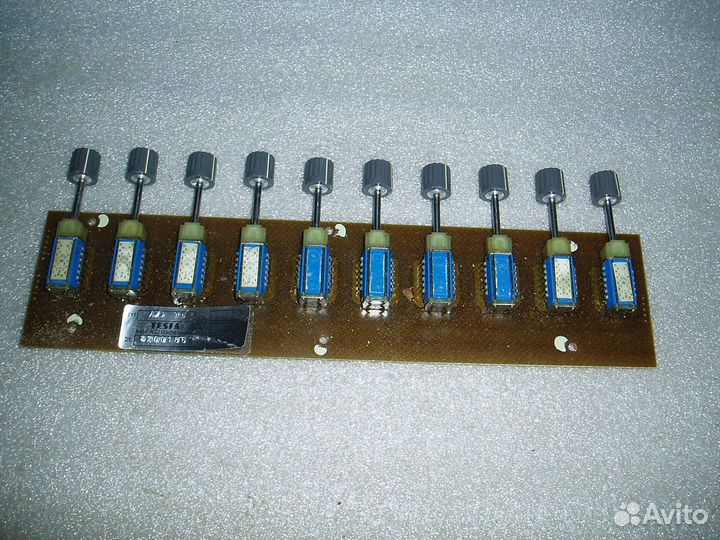 Галетники Tesla 10 переключателей на 12 положений