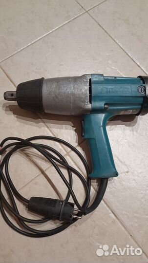 Гайковерт Makita 6906