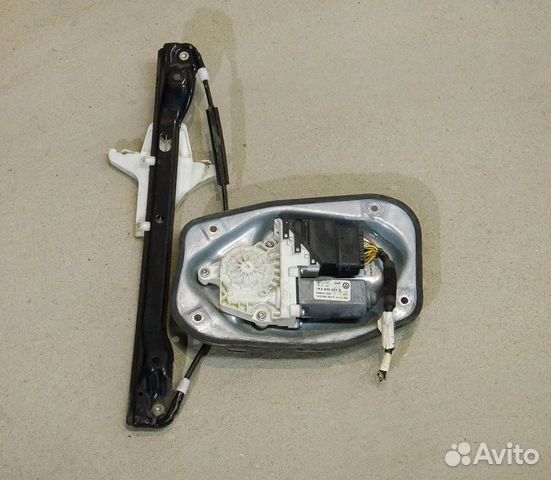 Стеклоподъемник задний левый VW Jetta 5