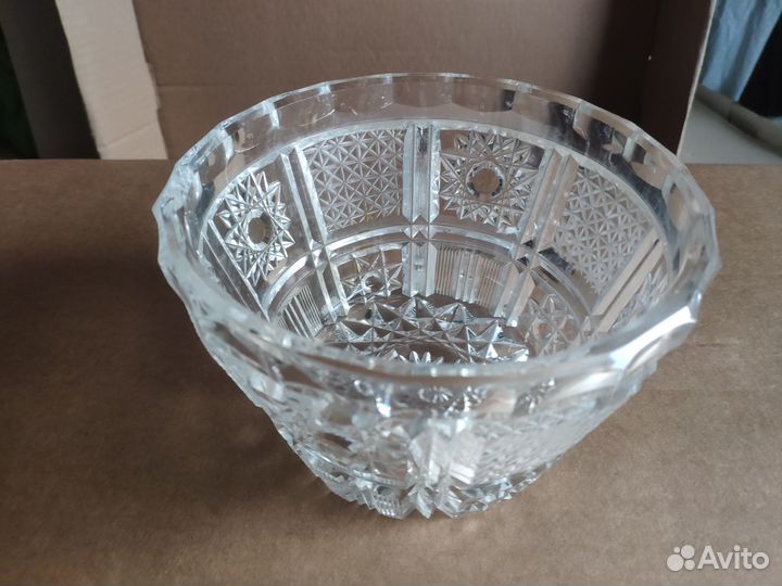 Салатник - ваза хрустальная