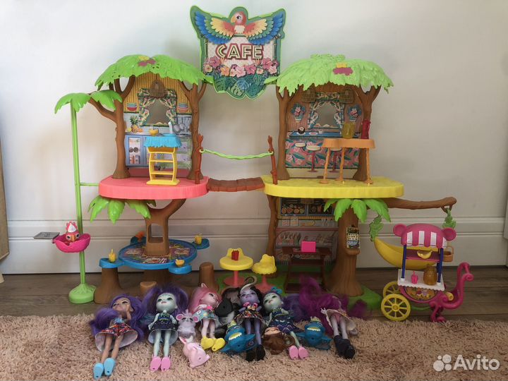 Игровой набор и куклы Enchantimals