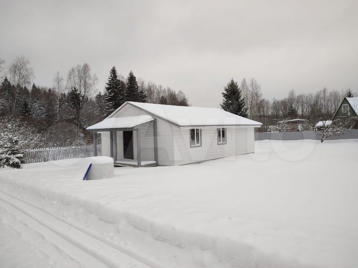 Дом 88 м² на участке 8 сот.