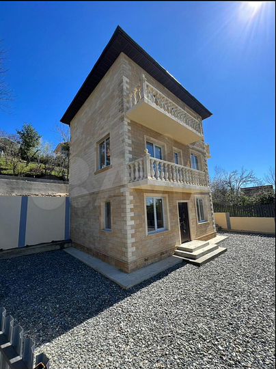 Дом 160,7 м² на участке 4,5 сот.