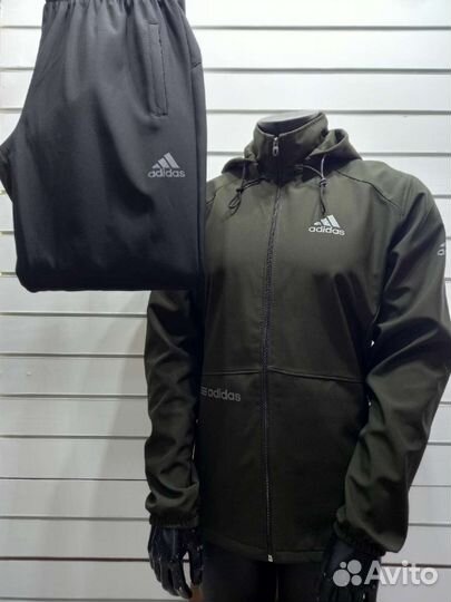 Спортивные костюмы