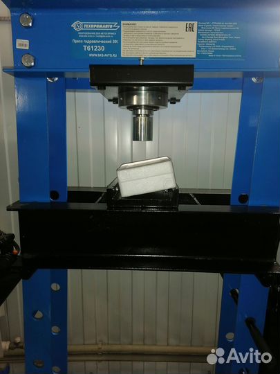 Пресс гидравлический 30т. напольный, темп Т61230