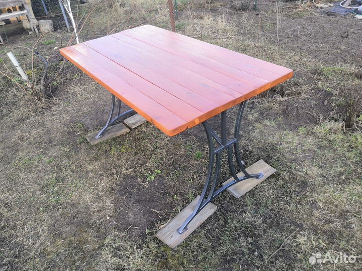 Набор садовой мебели: стол и 2 скамейки