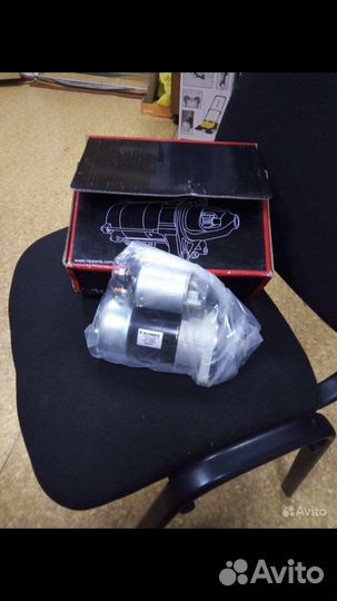 Стартер новый