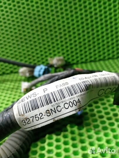 Проводка двери передняя правая Honda Civic R18A2