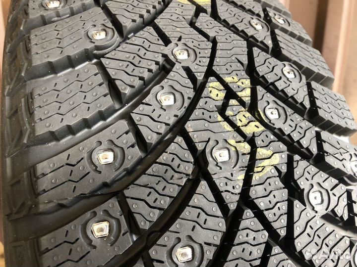 Pirelli Ice Zero 2 225/50 R18 99H