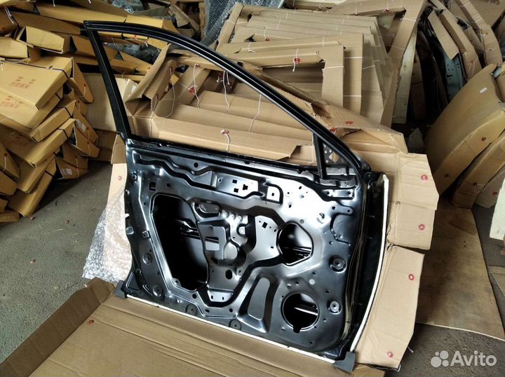 Дверь передняя левая Nissan X-Trail T 32