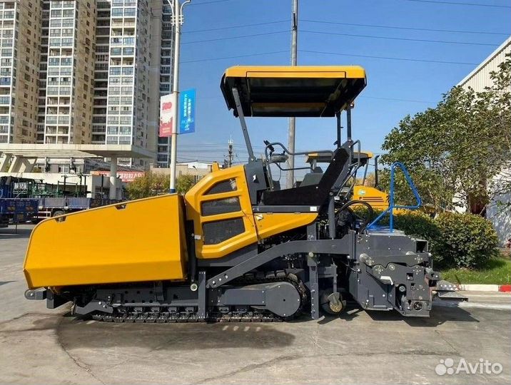 Асфальтобетоноукладчик XCMG RP705, 2023