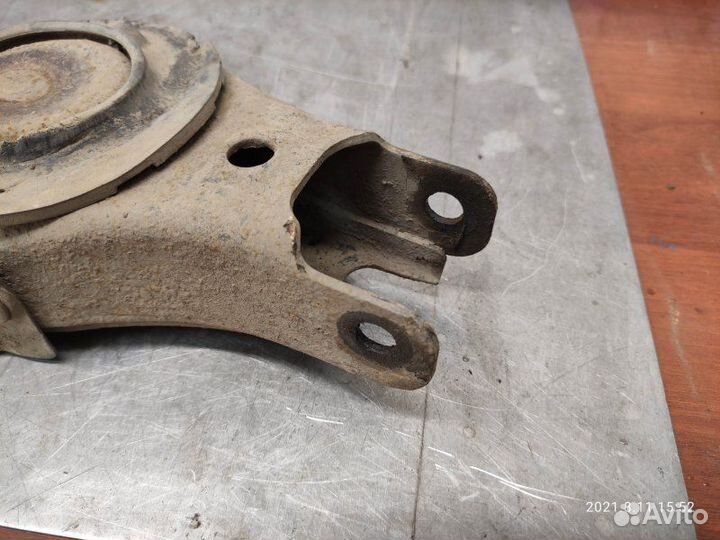 Рычаг подвески задний левый Hyundai Santa Fe 2