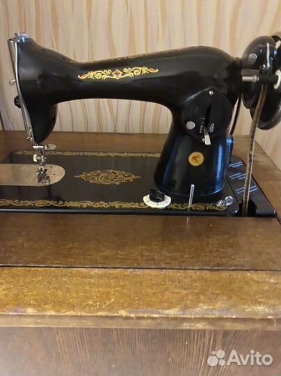 Швейная машинка