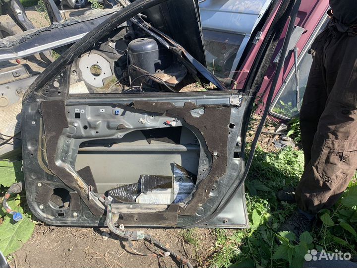 Двери Toyota Carina E