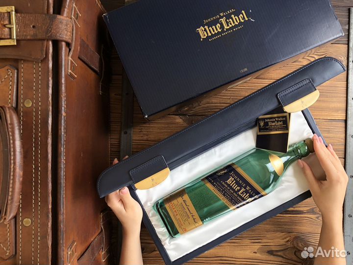 Кейс-футляр коробка бутылка паспорт JW Blue label