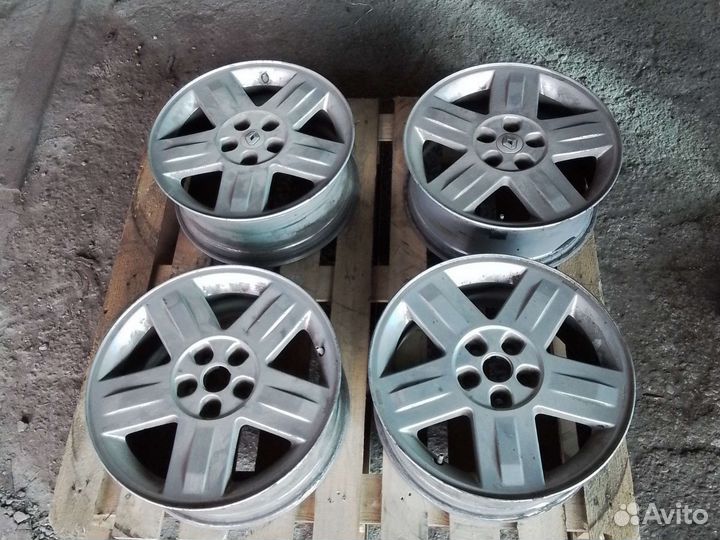 Литые диски R17 Renault