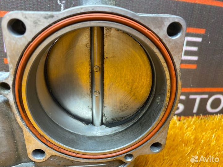 Дроссельная заслонка Bmw 6-Series E63 N62B44A 2003