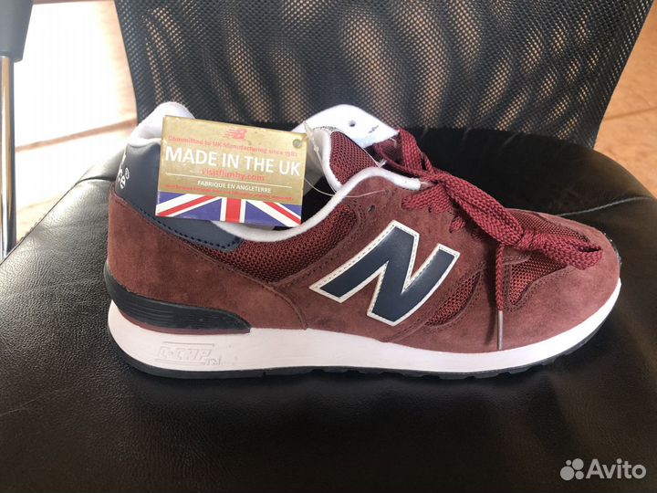 Кроссовки Nb новые