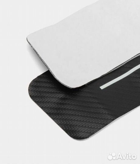 Защитные накладки на пороги автомобиля toyota