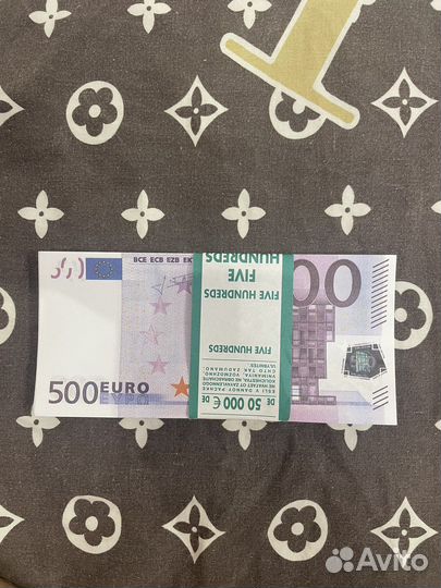 Ненастоящие деньги