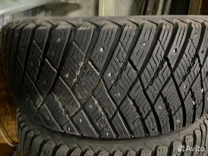 Goodyear Ultragrip Ice Arctic 215/50 R17 92H