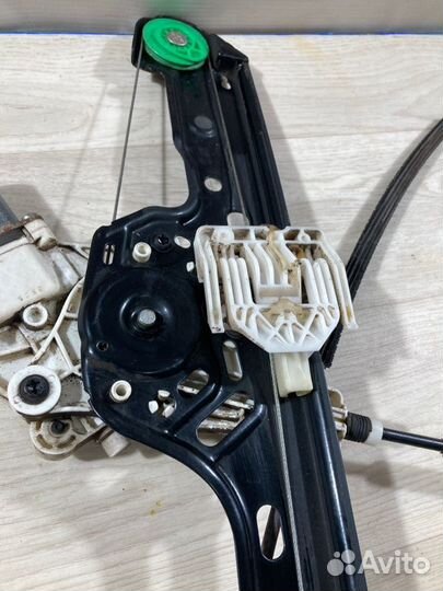 Стеклоподъемный механизм передний правый Bmw 1